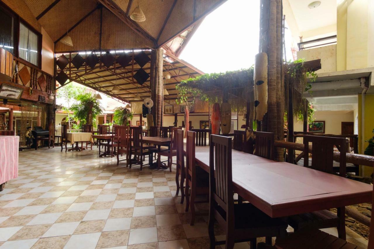 Oyo 621 De Loro Inn Puerto Princesa Екстериор снимка