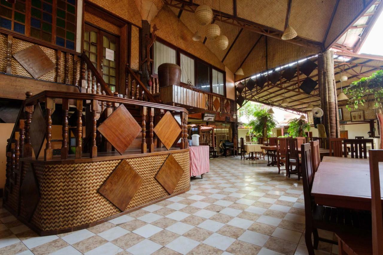 Oyo 621 De Loro Inn Puerto Princesa Екстериор снимка